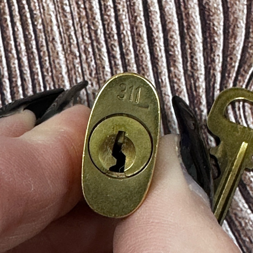 100% Authentic and pre loved Louis Vuitton - Gold Lock and Key set #311 - Picture 2 of 4